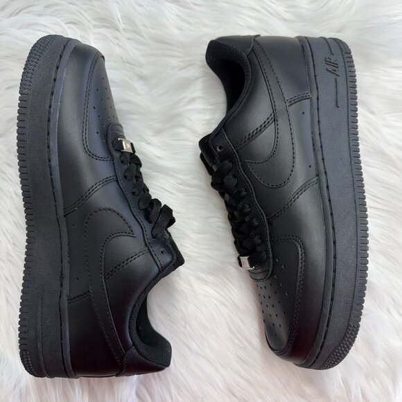 Nike Air Force 1 '07 Low Mens Casual Shoes Black CW2288-001 VNDS Sz 7 / WMNS 8.5 - Picture 4 of 7